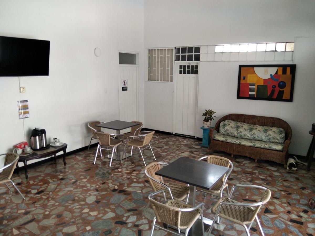 Hotel Maceo 멜가르 외부 사진